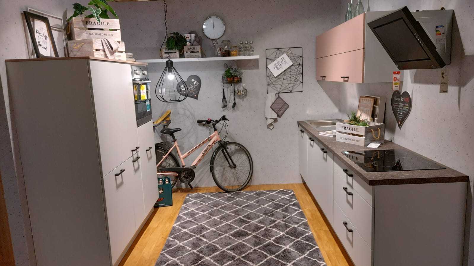 Moderne Einbauküche